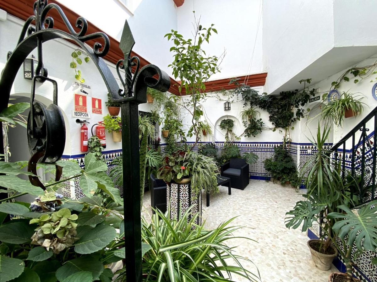 Hostal Mellizo Lebrija Bagian luar foto
