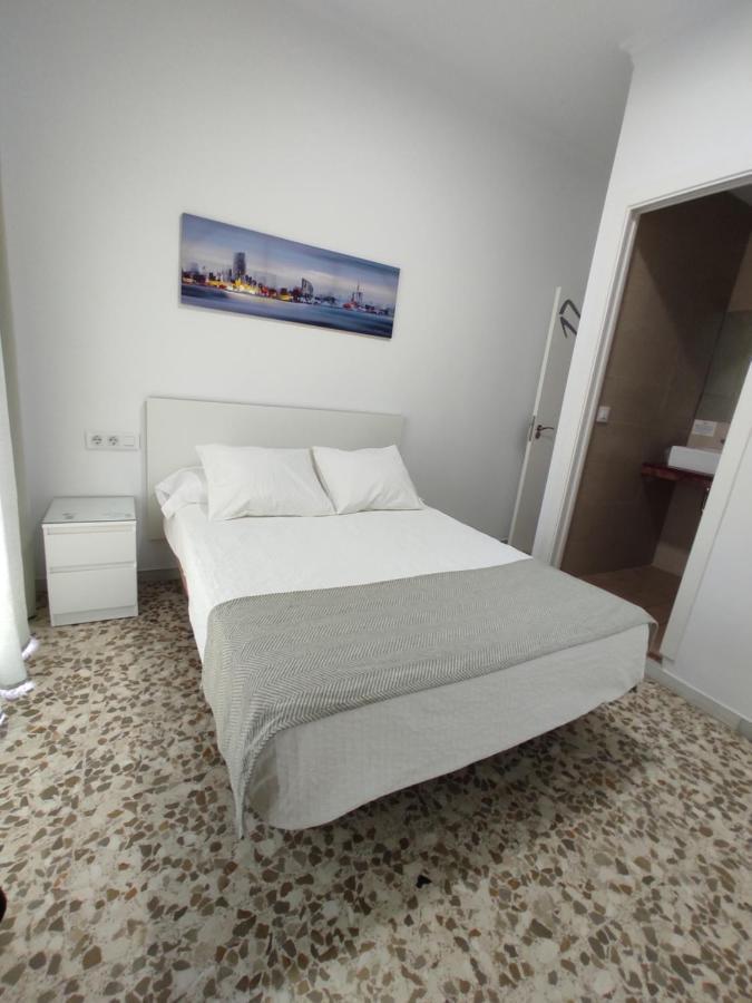 Hostal Mellizo Lebrija Bagian luar foto
