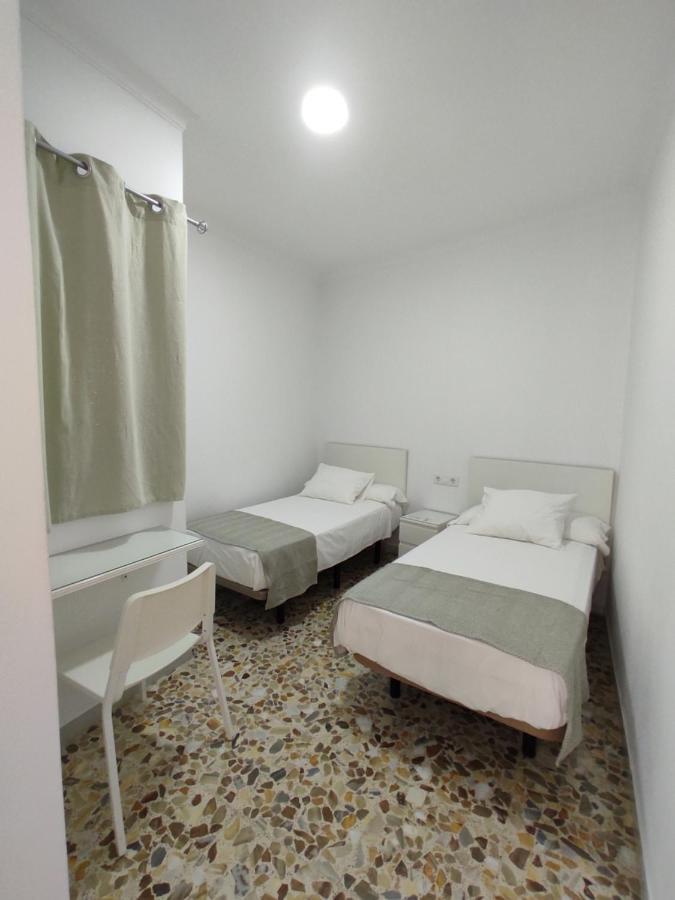 Hostal Mellizo Lebrija Bagian luar foto