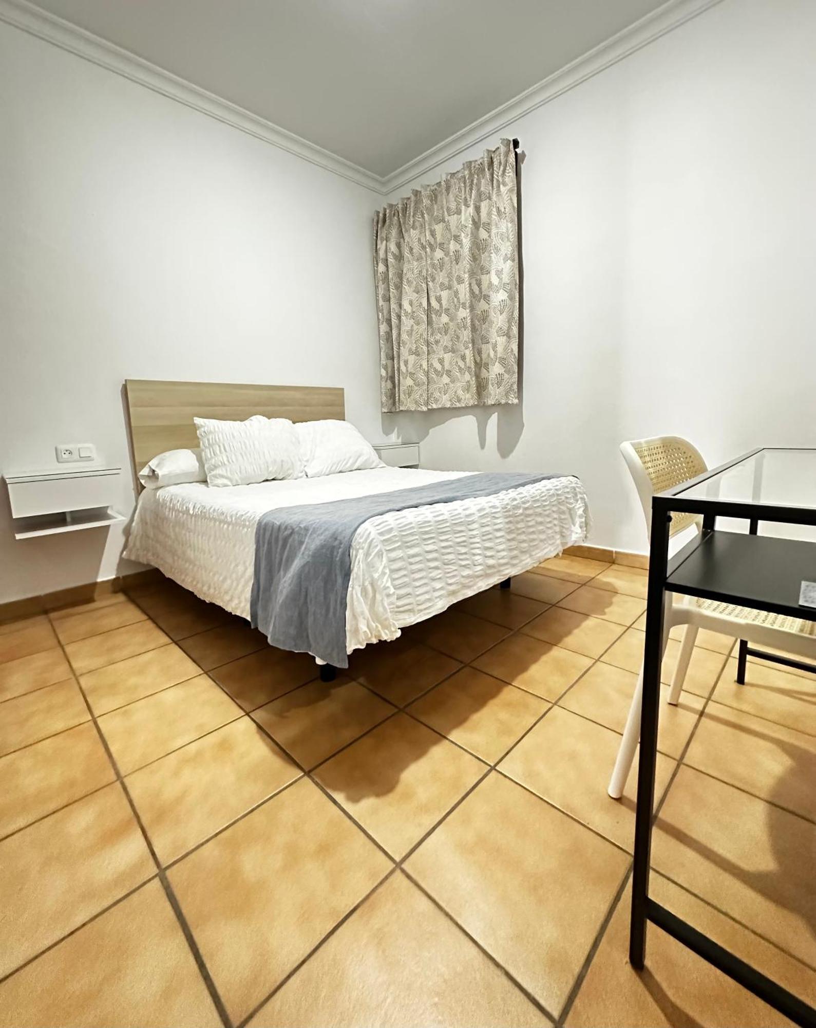 Hostal Mellizo Lebrija Bagian luar foto