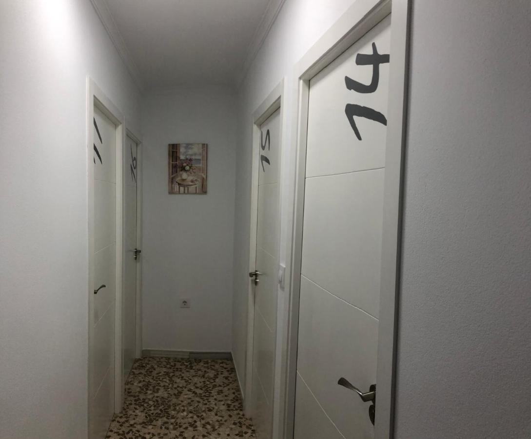 Hostal Mellizo Lebrija Bagian luar foto